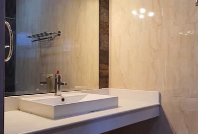 4 Bed Apartment with En Suite in General Mathenge - 4