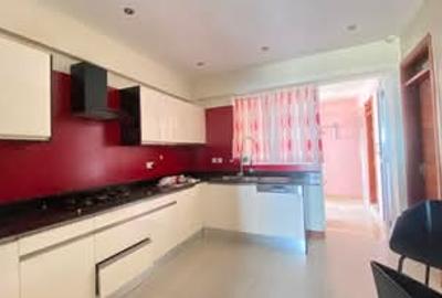 4 Bed Apartment with En Suite at Parklands - 3