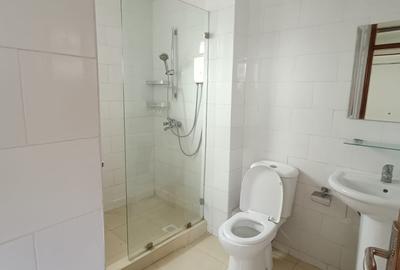 4 Bed Apartment with Swimming Pool in Kilimani - 4