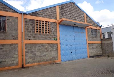 4,500 ft² Warehouse with Backup Generator in Industrial Area - 2