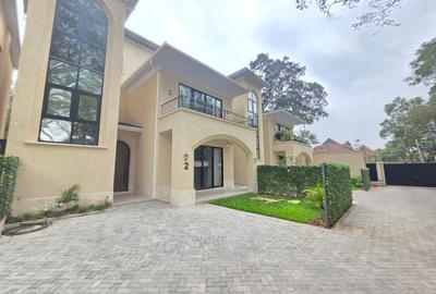 5 Bed Townhouse with En Suite at Maji Mazuri