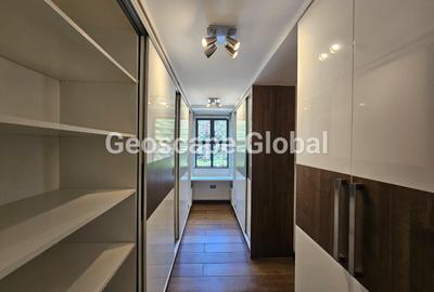 5 Bed Townhouse with En Suite in Lavington - 4