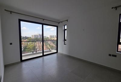 3 Bed Apartment with En Suite in Brookside - 3