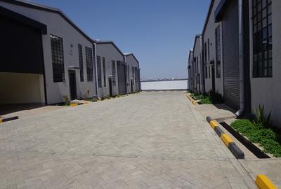 4,920 ft² Warehouse with Service Charge Included in Mombasa Road - 2
