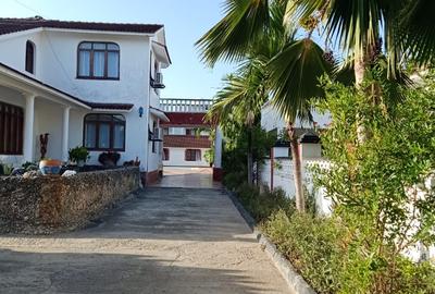 5 Bed Villa with En Suite at Nyali - 2