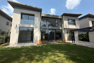 5 Bed Townhouse with En Suite in Runda
