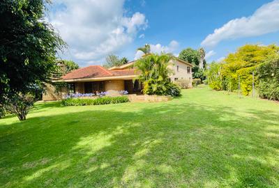 5 Bed Villa with En Suite in Runda - 2