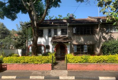 4 Bed Townhouse with En Suite in Kilimani