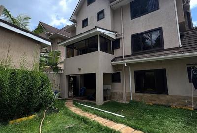 5 Bed Townhouse with En Suite at Kanjata Road