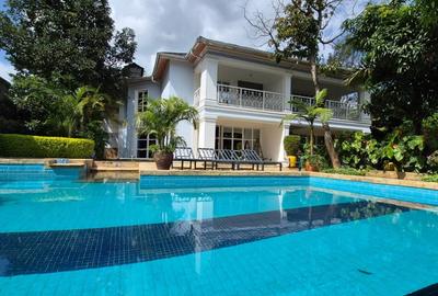 5 Bed Townhouse with En Suite in Runda