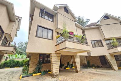 5 Bed Townhouse with En Suite in Lavington