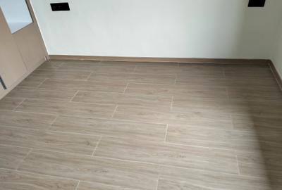 1 Bed Apartment with En Suite in Riverside - 3