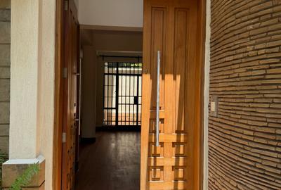 5 Bed Townhouse with En Suite in Lavington - 2