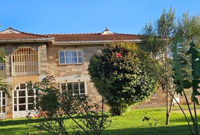 5 Bed House with En Suite at Seketo Court Area - 3