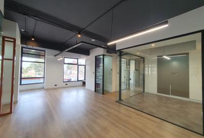 2,030 ft² Commercial Property with Service Charge Included at Parklands Rd