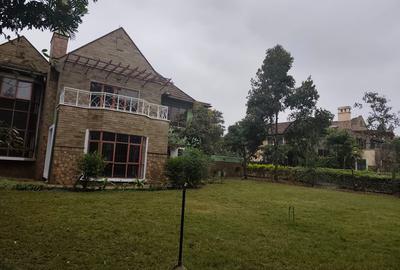 5 Bed Townhouse with En Suite in Runda - 4