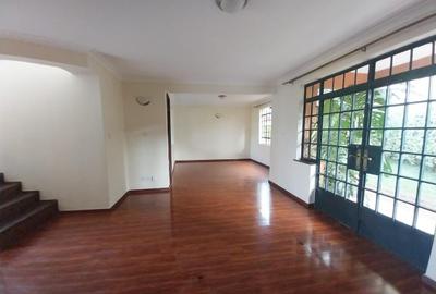4 Bed Townhouse with En Suite in Kiambu Road - 2