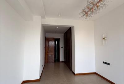 Serviced 3 Bed Apartment with En Suite in Riverside - 3