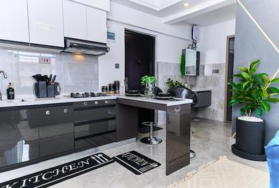 Furnished 1 Bed Apartment in Valley Arcade - 3