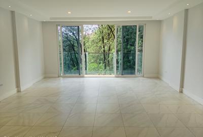 3 Bed Apartment with En Suite in Westlands Area - 4
