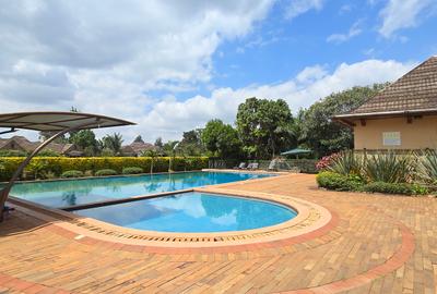 5 Bed Townhouse with En Suite in Runda - 2