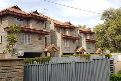 5 Bed Townhouse with En Suite at James Gichuru
