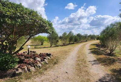 Land in Isinya - 4