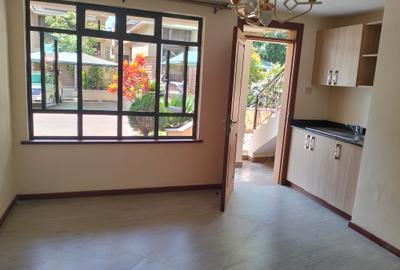 5 Bed Townhouse with En Suite in Lavington - 4