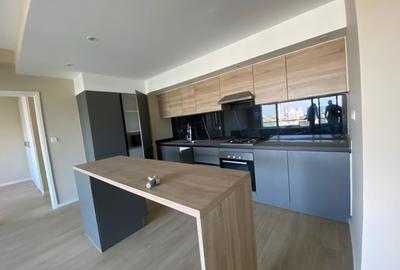 2 Bed Apartment with En Suite in Riverside - 3