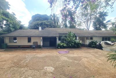 4 Bed House with En Suite at Loresho - 2