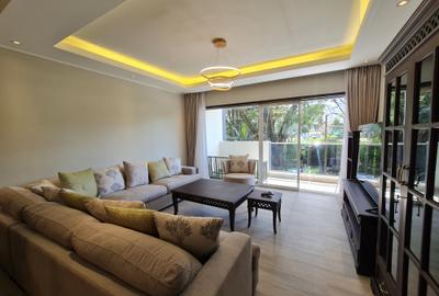 Furnished 2 Bed Apartment with En Suite at Riverside Drive