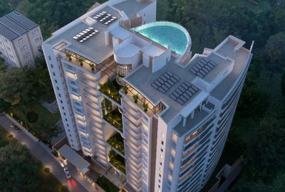 3 Bed Apartment with En Suite in Riverside - 3