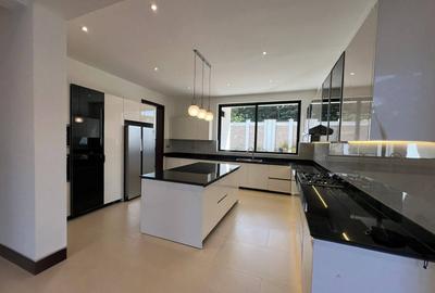 5 Bed Townhouse with En Suite at Peponi - 2
