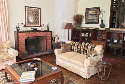 4 Bed House with En Suite in Nyari - 3