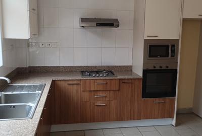 3 Bed Apartment with En Suite at Argwings Kodhek Road - 4