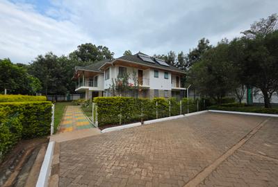 6 Bed House with En Suite in Karen - 2