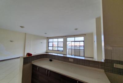 2 Bed Apartment with En Suite at Mpaka Rd - 3