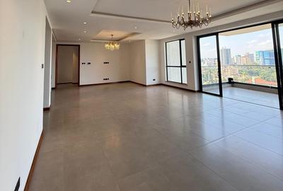 3 Bed Apartment with En Suite at Riverside - 3