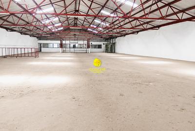 28,602 ft² Warehouse with Fibre Internet in Industrial Area - 3