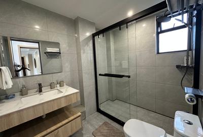 Serviced 2 Bed Apartment with En Suite in Riverside - 2