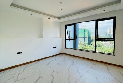 Serviced 2 Bed Apartment with En Suite in Westlands Area - 4