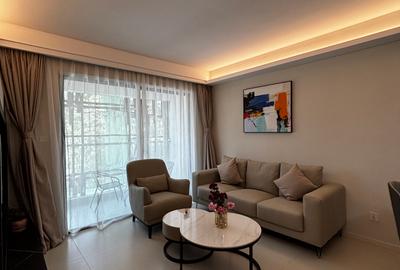 1 Bed Apartment with En Suite in Lavington