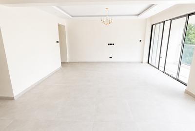 3 Bed Apartment with En Suite in Westlands Area - 2