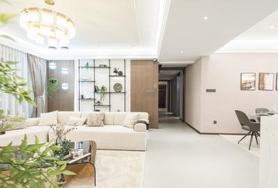 5 Bed Apartment with En Suite in Kilimani