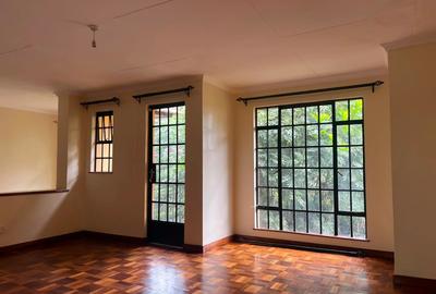 4 Bed Villa with En Suite in Runda - 4