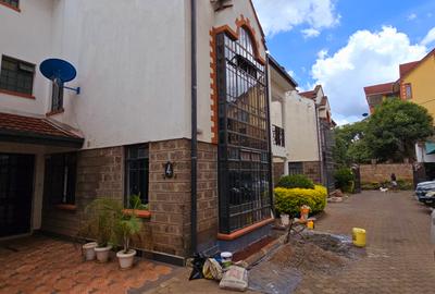 4 Bed Townhouse with En Suite at Mbaazi Road - 3