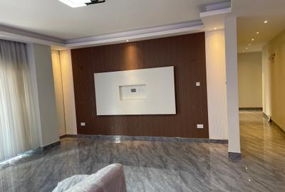 3 Bed Apartment with En Suite at 2Nd Parklands Avenue - 4