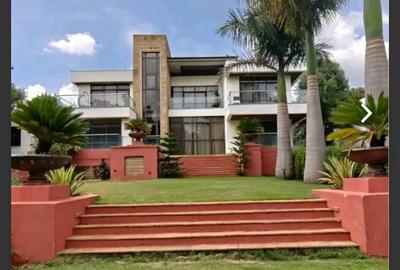 5 Bed House with En Suite in Karen