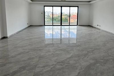 4 Bed Apartment with En Suite at Oledume Road