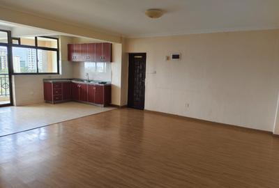 3 Bed Apartment with Gym in Kilimani